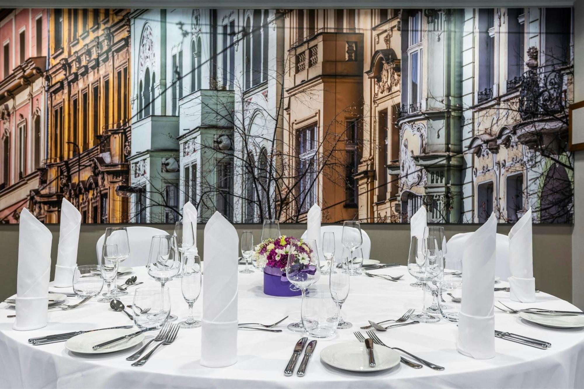 Courtyard By Marriott Prague City Eksteriør bilde