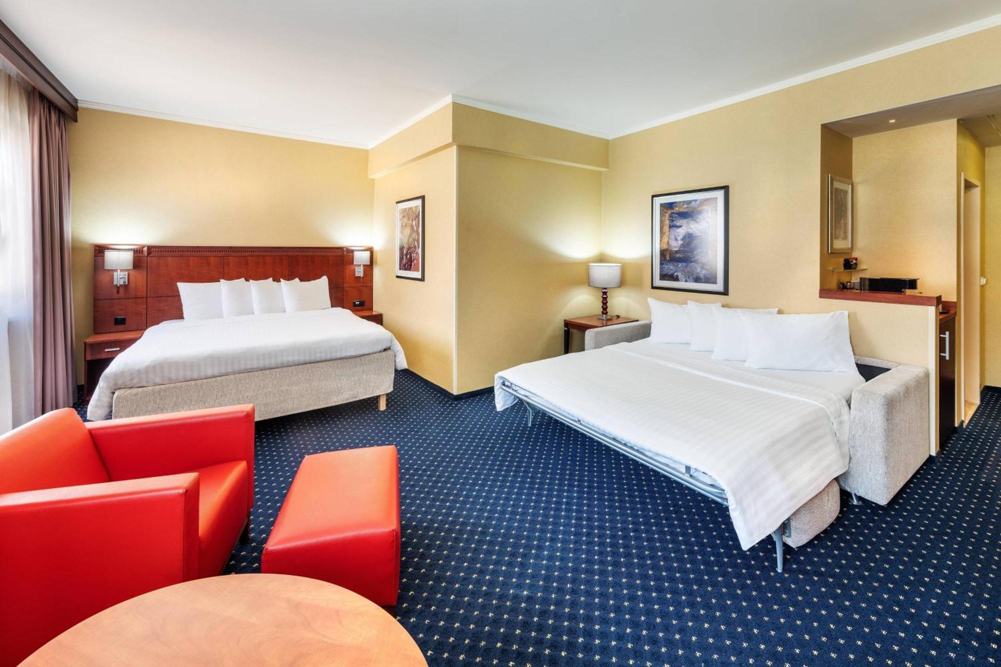 Courtyard By Marriott Prague City Eksteriør bilde