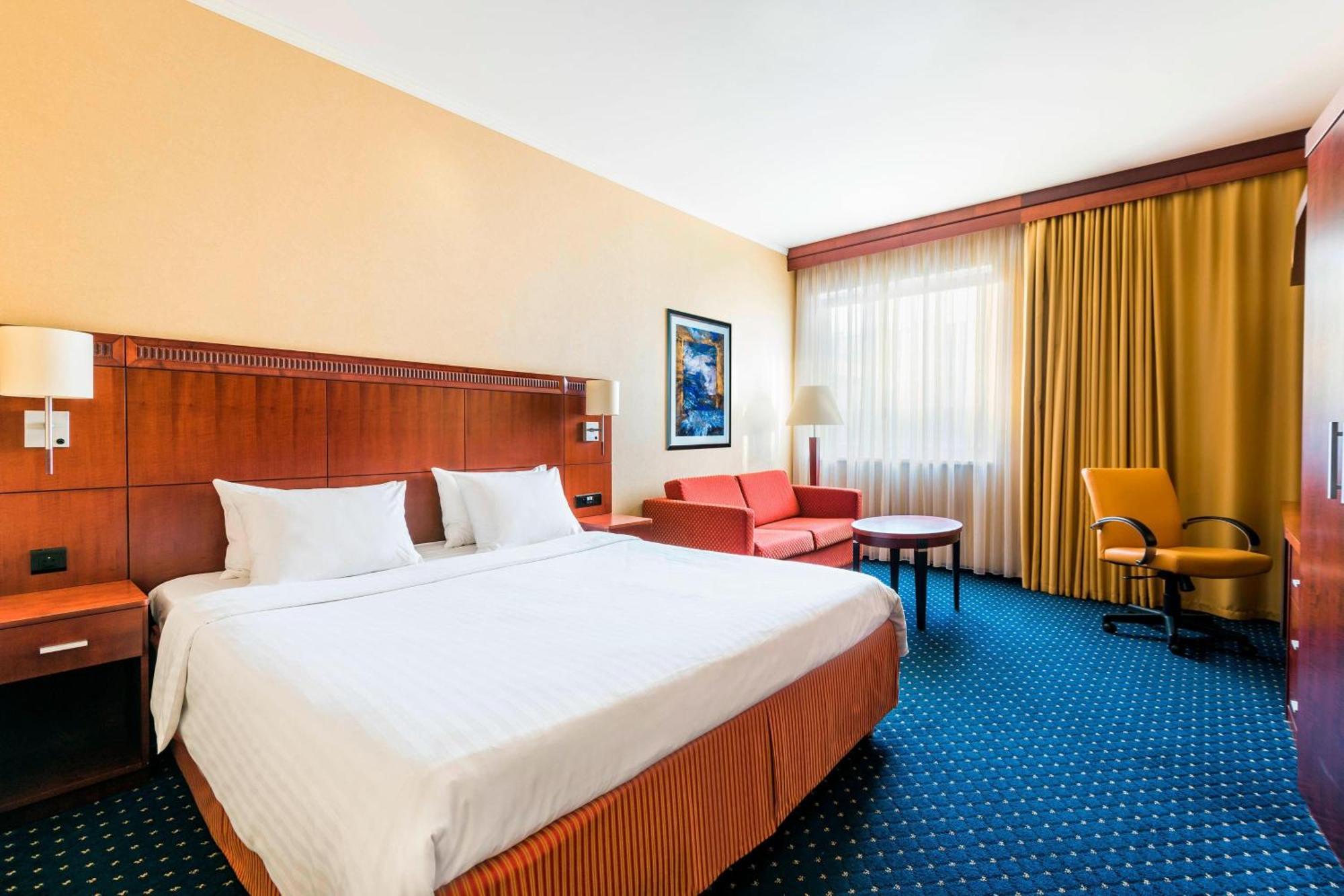 Courtyard By Marriott Prague City Eksteriør bilde